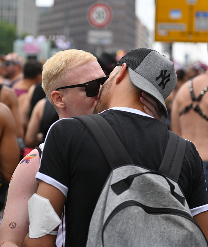 Toleranz_08_desktop Toleranz_08_desktop